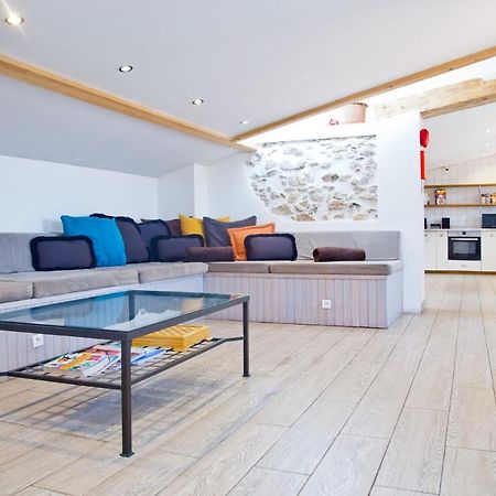 Oasis Hostel อองทีบส์ ภายนอก รูปภาพ
